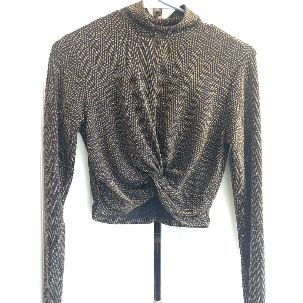 Forever 21 black with gold metallic crop top